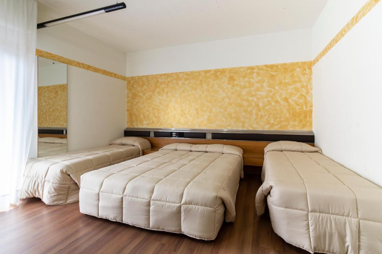 רימיני Park Hotel מראה חיצוני תמונה