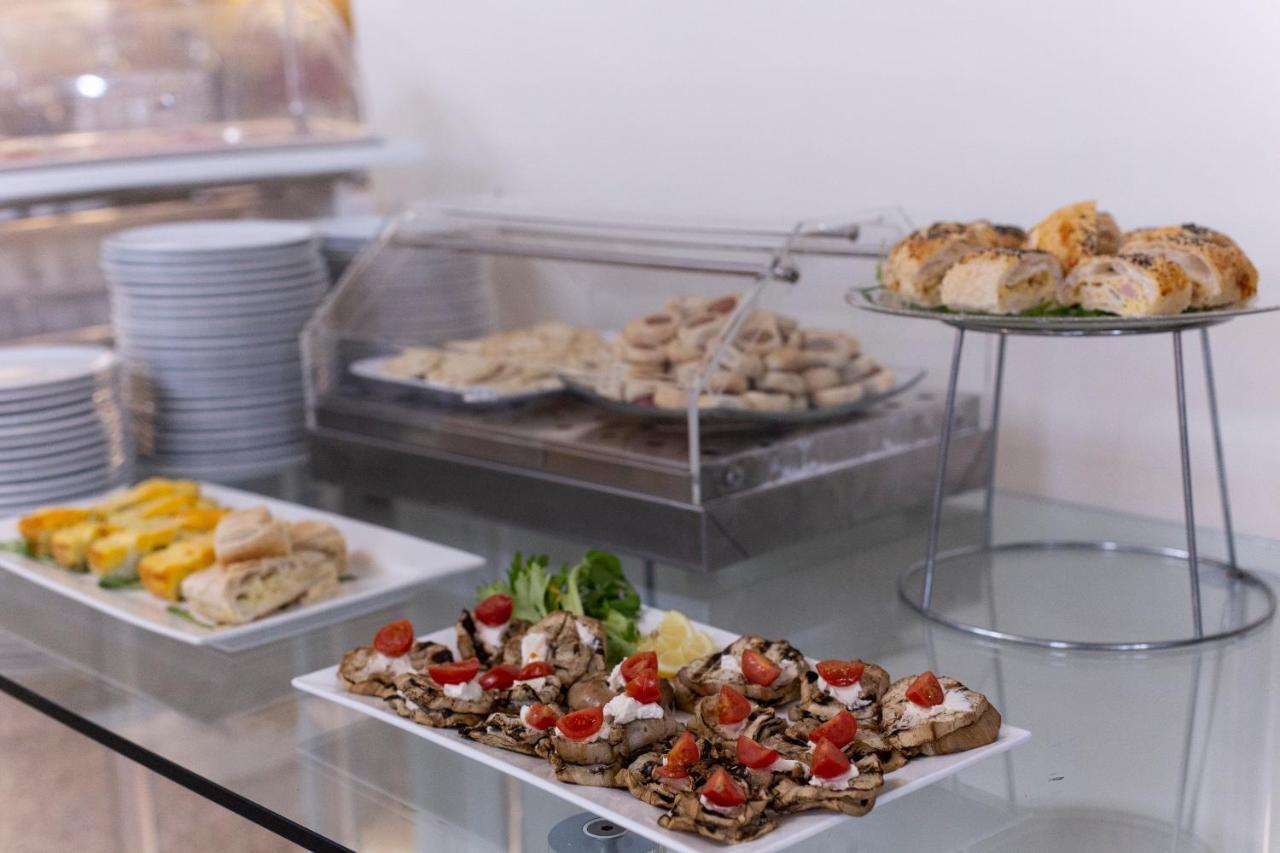 רימיני Park Hotel מראה חיצוני תמונה