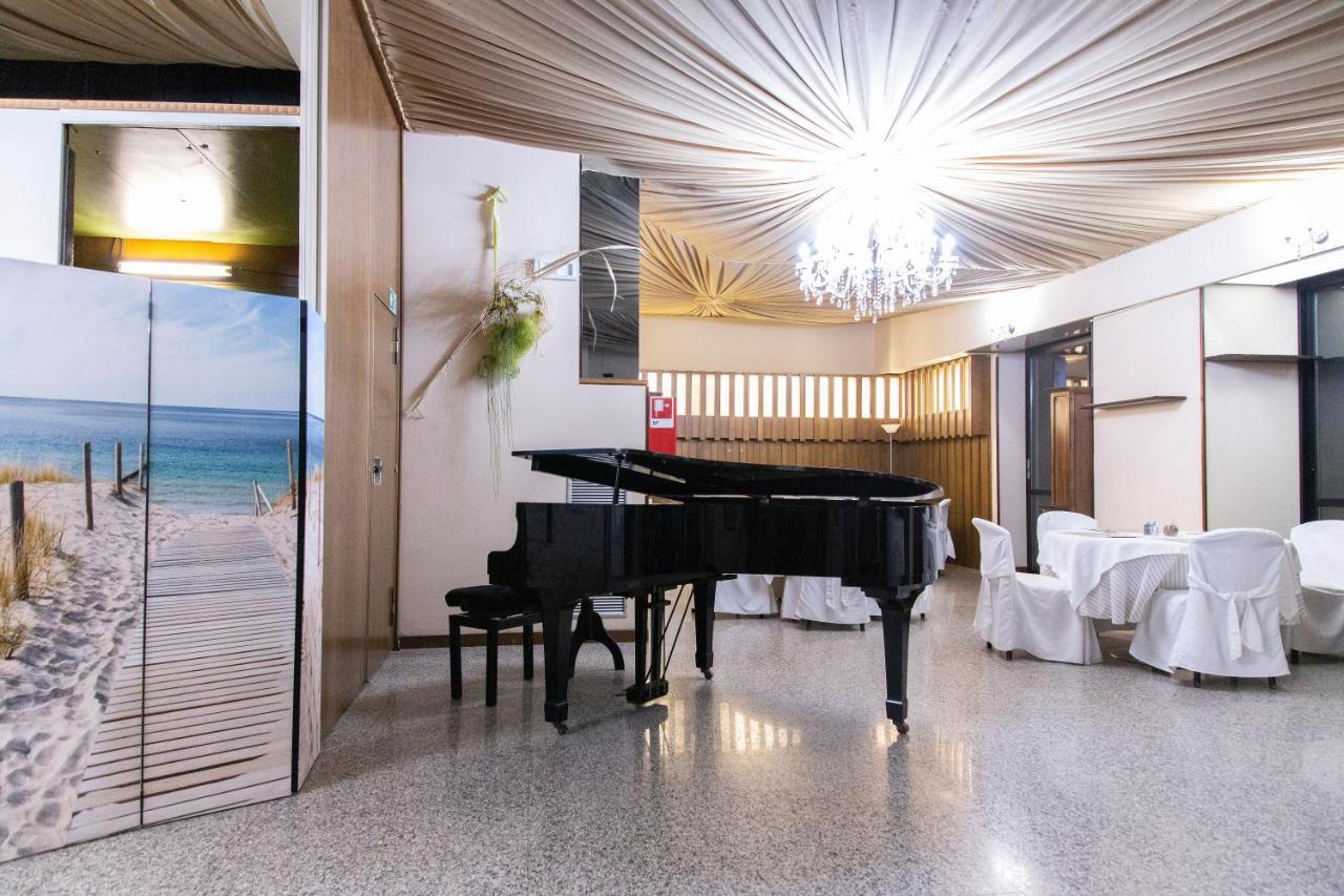 רימיני Park Hotel מראה חיצוני תמונה