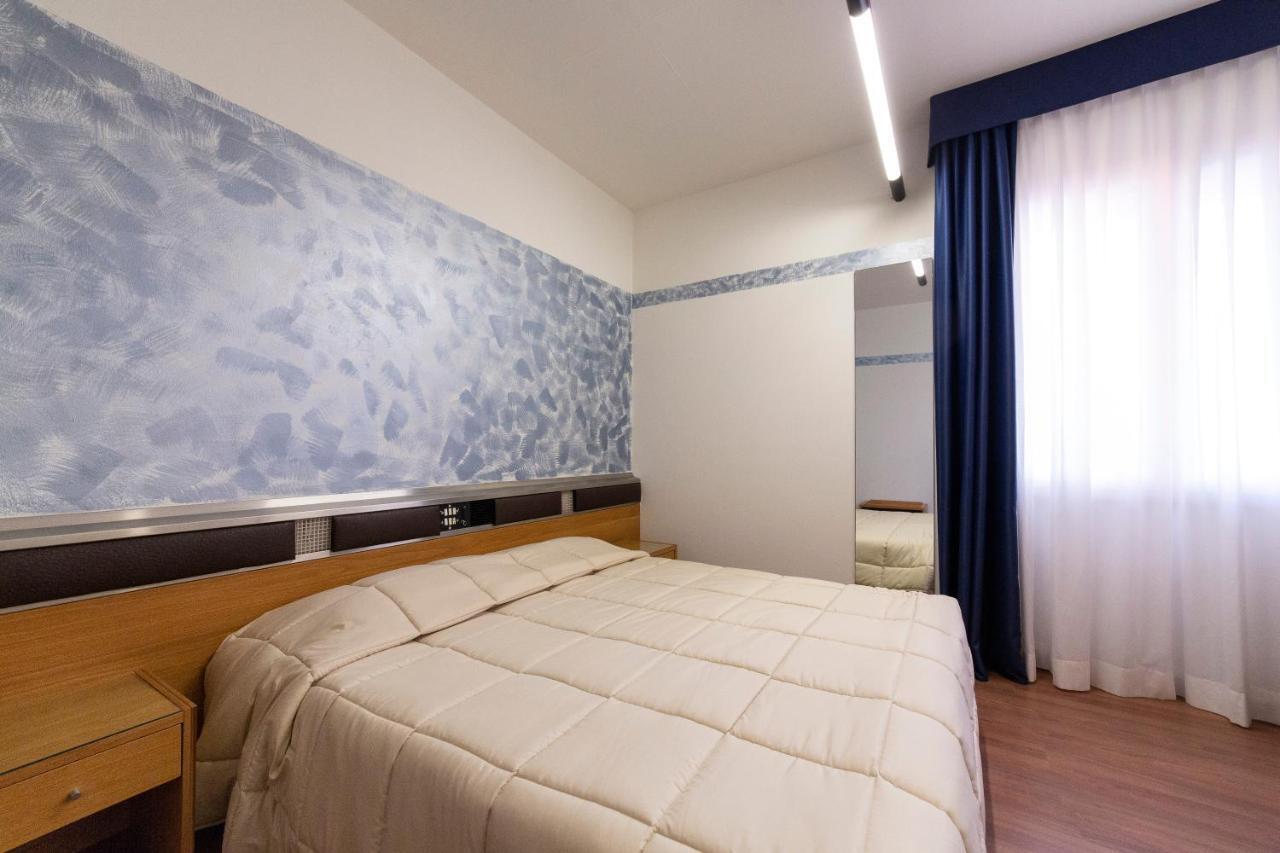 רימיני Park Hotel מראה חיצוני תמונה